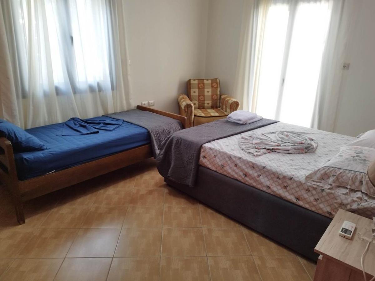 Alexander Apartment Ксамил Екстериор снимка